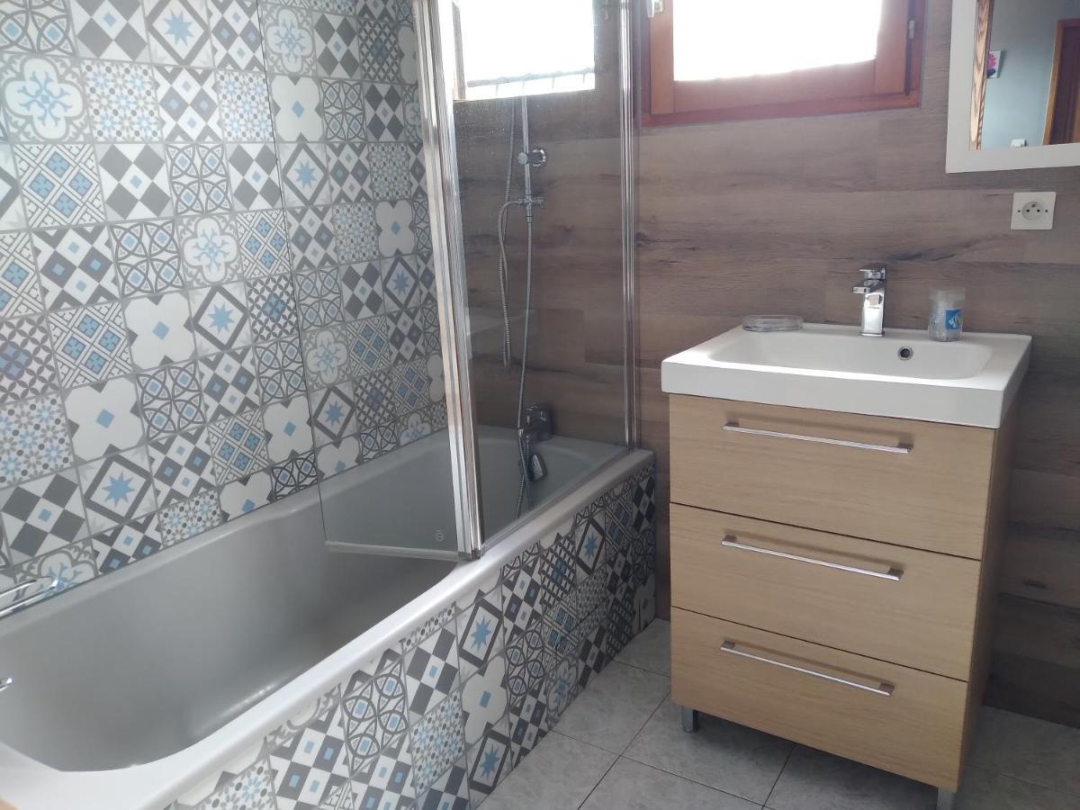 Chambre Soleiade Laroque  エクステリア 写真