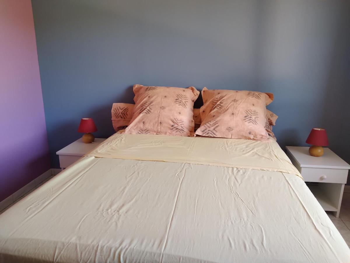 Chambre Soleiade Laroque  エクステリア 写真