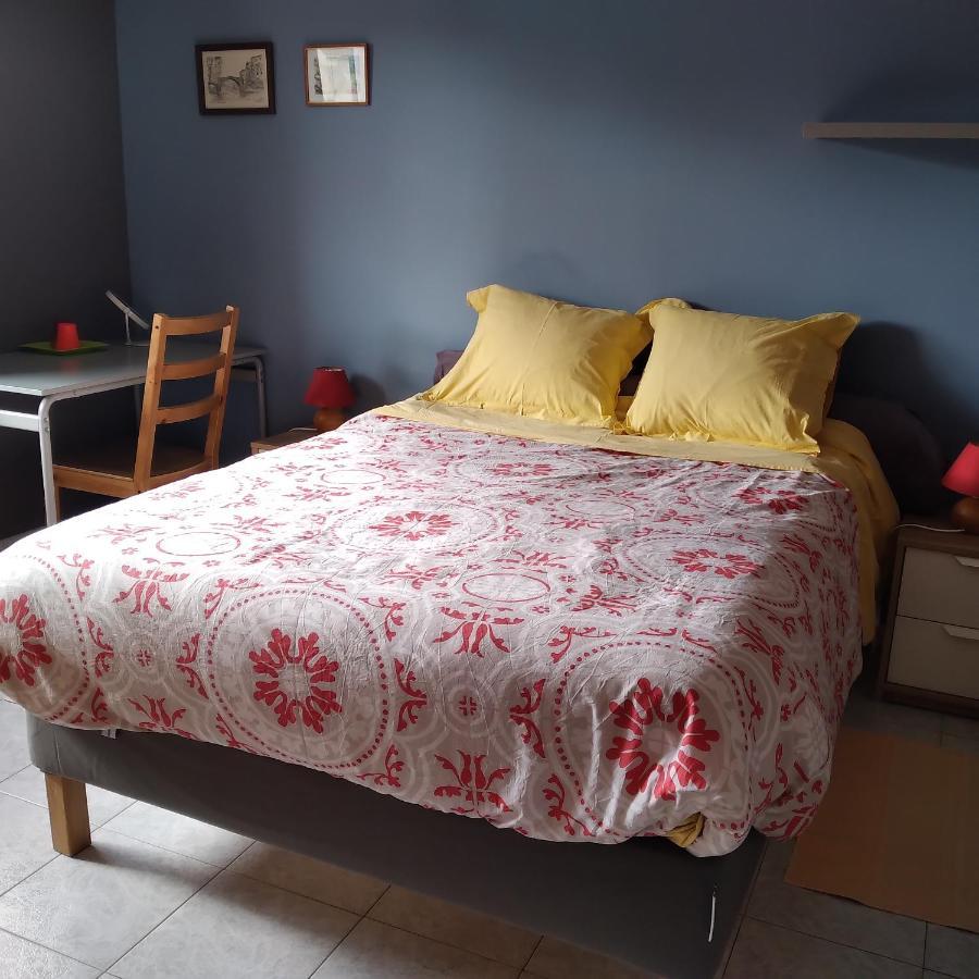 Chambre Soleiade Laroque  エクステリア 写真